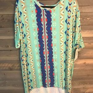 LuLaRoe Irma top - Medium